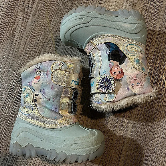 Disney Frozen Winter Snow Toddler Boots Light Up - Picture 1 of 6